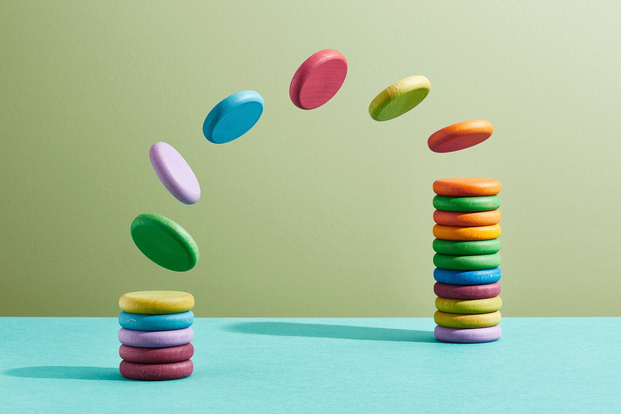 Geld anlegen mit Zinsen - Wie Sie Ihr Spargeld richtig investieren und gute Zinsen finden